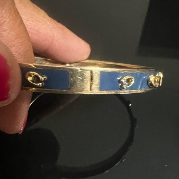 Coach bracelet . Good condition - Picture 4 of 7